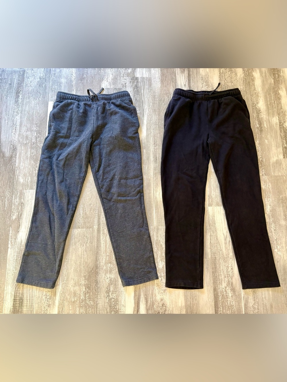 tek gear Kids fleece straight leg sweatpants  Set - Gray & Black